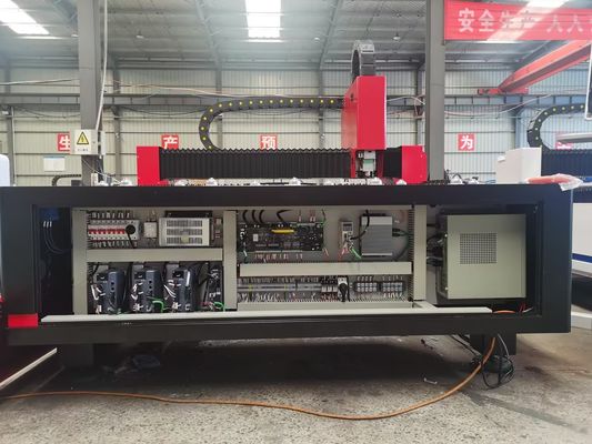 1000W-6000W 금속 3015 섬유 레이저 절단 레이저 절단 기계 철강 알루미늄 구리 판 판 절단